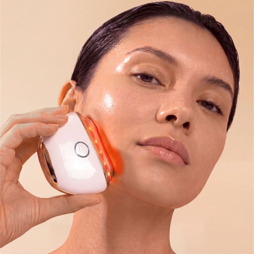Avon - SKIN PRO Lichttherapie-Gerät für das Gesicht - 