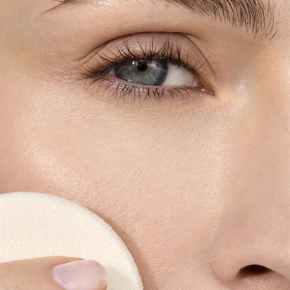 Avon - Ultra Match Cream to Powder Foundation - 